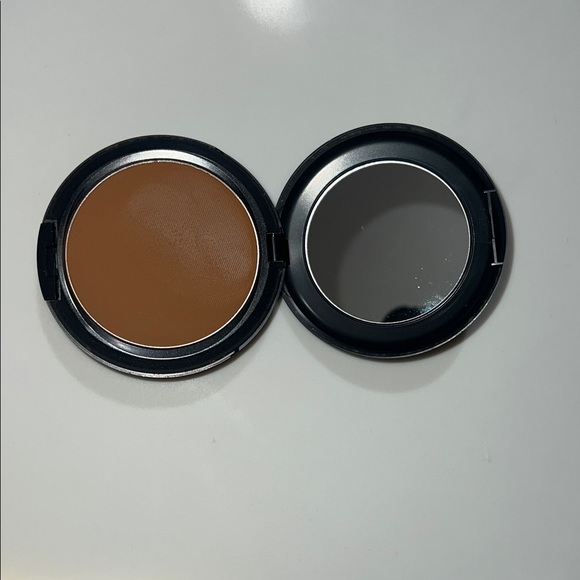 MAC Studio Fix NW48 - Picture 2 of 7